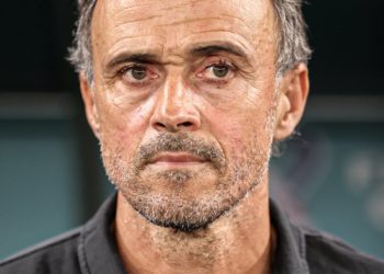 Luis Enrique in London to hold talks with Chelsea over the vacant managerial position