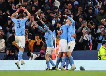 Man City beat Bayern to put one foot in Champions League semis