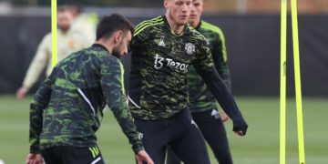 FA Cup: Place in the final at stake as Brighton meet Manchester United