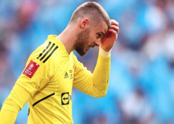 De Gea not included in Manchester United initial retained squad
