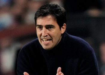 Bournemouth replace O’Neil with Andoni Iraola