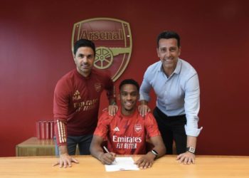 OFFICIAL: Arsenal complete, and announce the signing of Netherlands international Jurrien Timber from Ajax 