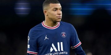 Al Hilal make £259m record bid for PSG’s Kylian Mbappe  