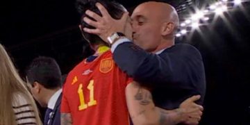 FIFA opens disciplinary proceedings against Spanish Football Federation president Rubiales for kissing player 