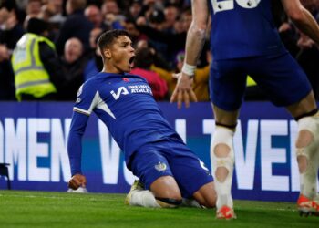 Chelsea and Manchester City share spoils in incredible 8-goal thriller