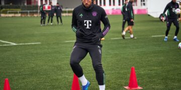 Bayern Munich get Bundesliga back rolling after International break