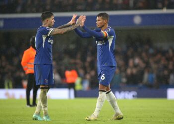 Two desperate sides, Everton and Chelsea set for Goodison Park battle